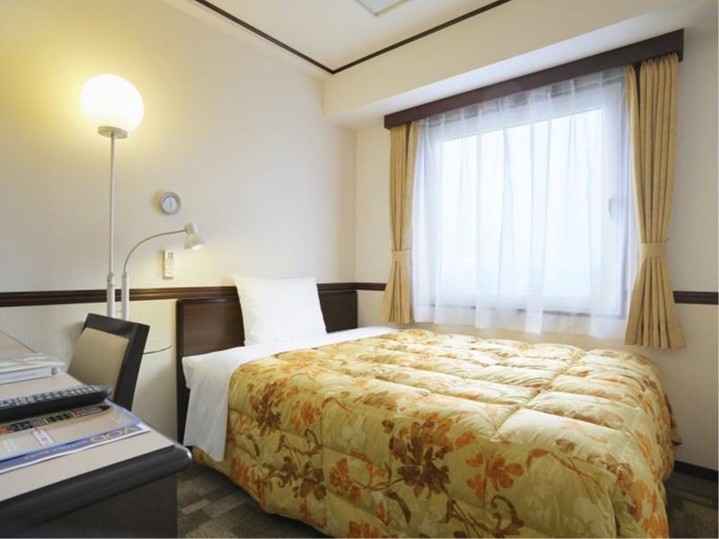 Toyoko Inn Toyama-Eki Shinkansen-Guchi No.2 Dış mekan fotoğraf